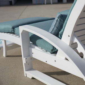 St. Tropez Chaise Lounge w/Wheels