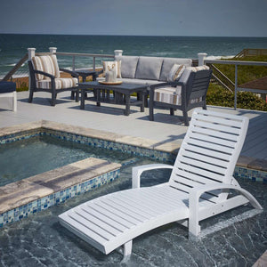 St. Tropez Chaise Lounge w/Wheels