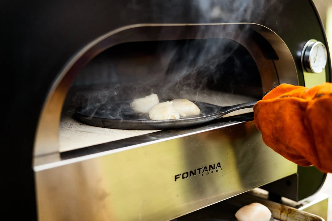 Fontana Maestro 60 Gas Pizza Oven in use