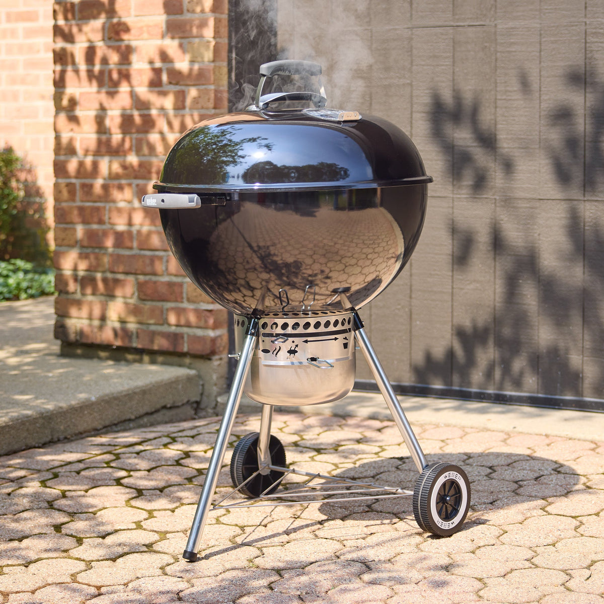 Original Kettle Premium Charcoal Grill 22"
