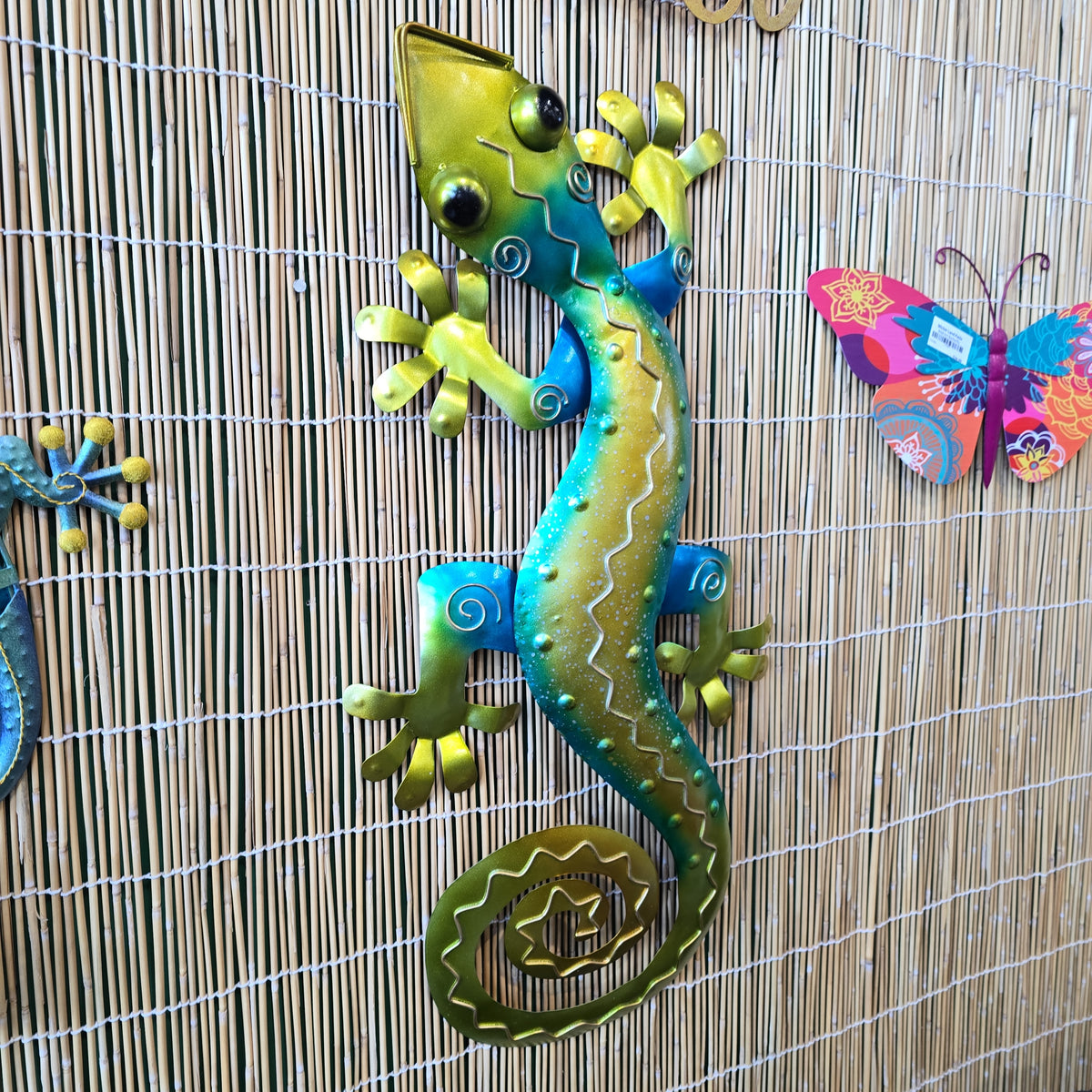 Gecko Wall Decor 29" Rainbow Green