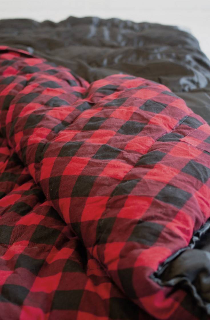 Kuma Athabasca Sleeping Bag - Black/Red