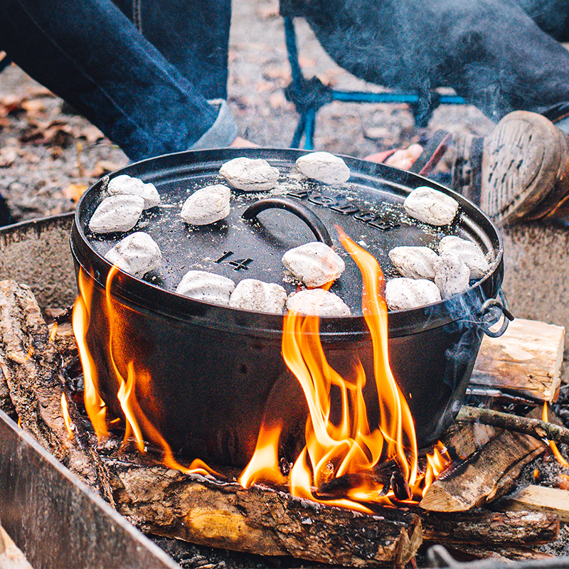 Lodge 5 Qt Deep Camp Dutch Oven