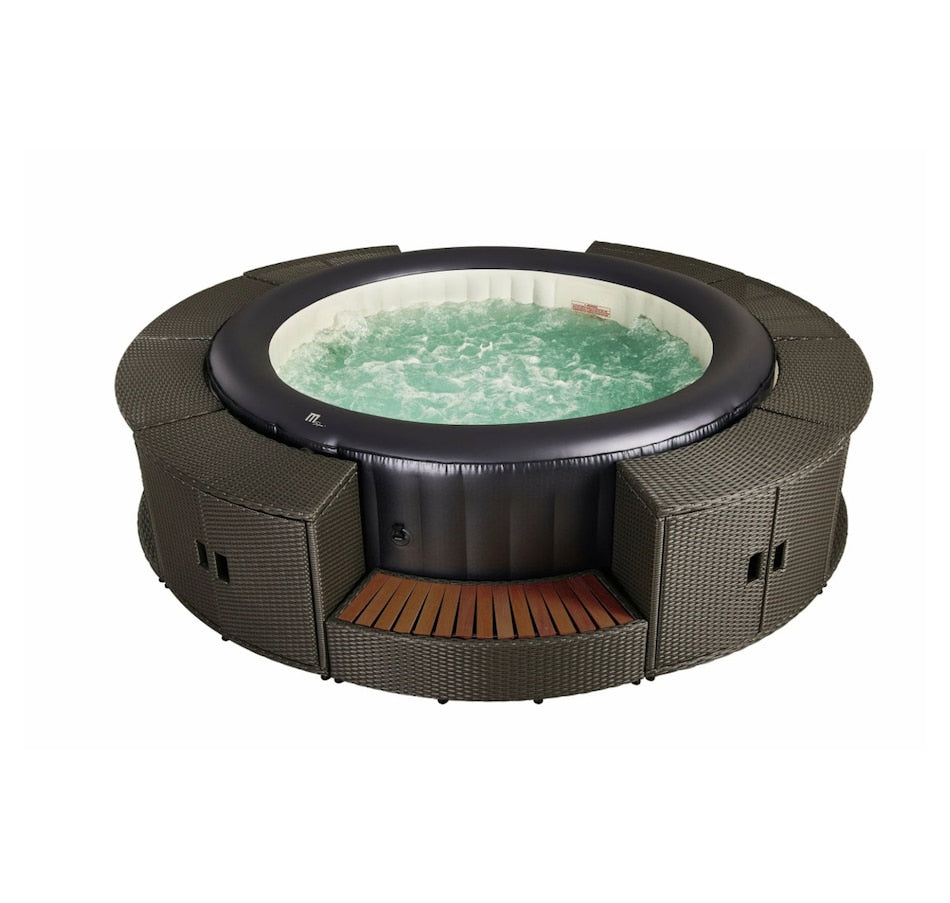 Wicker Step for Round Spa