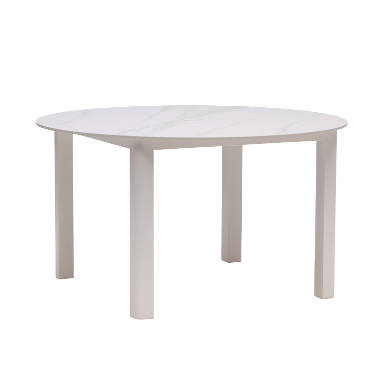 Hampshire 54" Round Dining Table