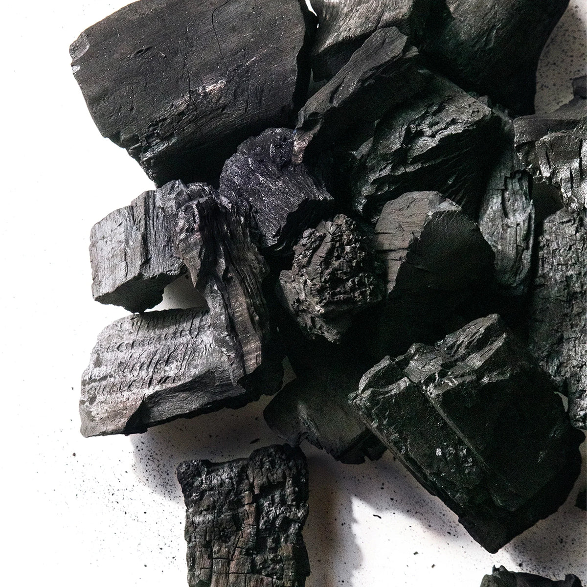Kamado Joe Big Block Lump Charcoal pieces