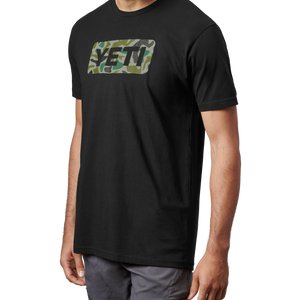 Yeti Logo Badge Duck Camo Short Sleeve T-Shirt Black