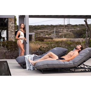 Coral Lounger