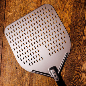 Fontana Forni pizza peel close-up