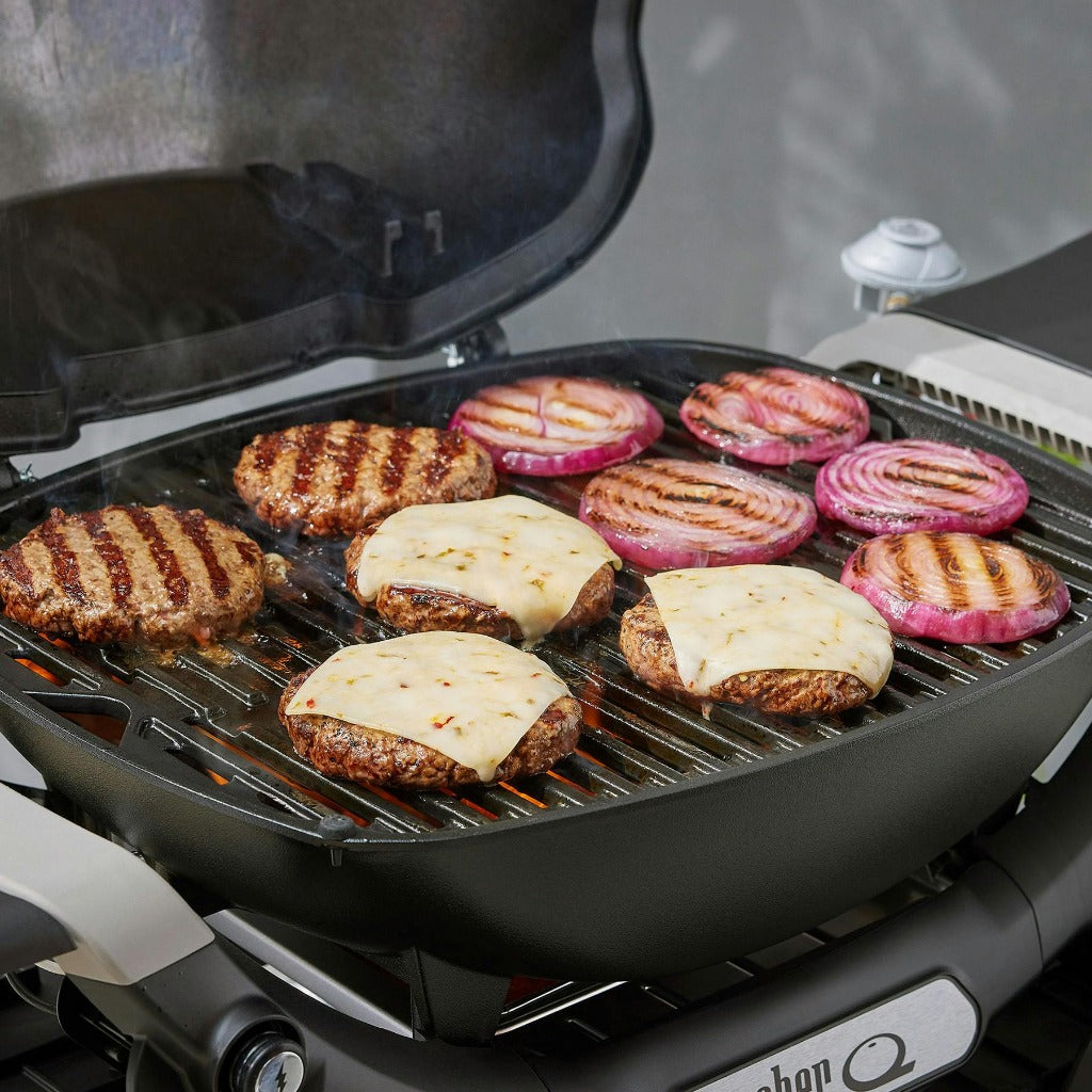Weber Q 1000N Gas Grill - Midnight Black