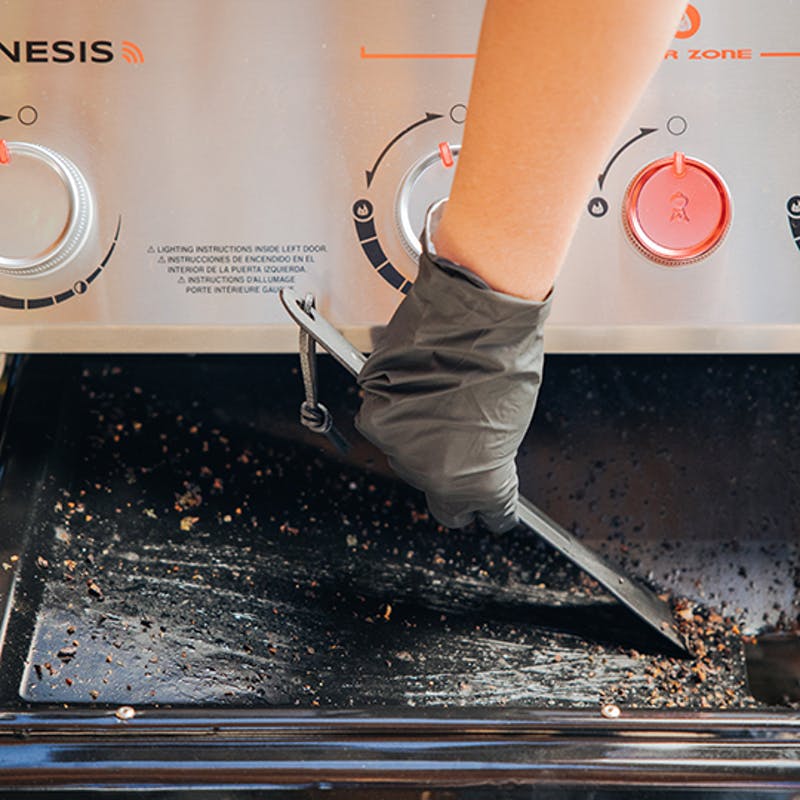 Weber Grills - Gas & Electric Genesis E-435 Gas Grill NG - 38410001